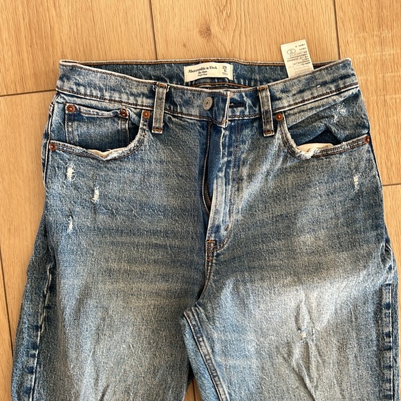Abercrombie x Bre Sheppard Mom High Rise Jeans - Picture 6 of 8